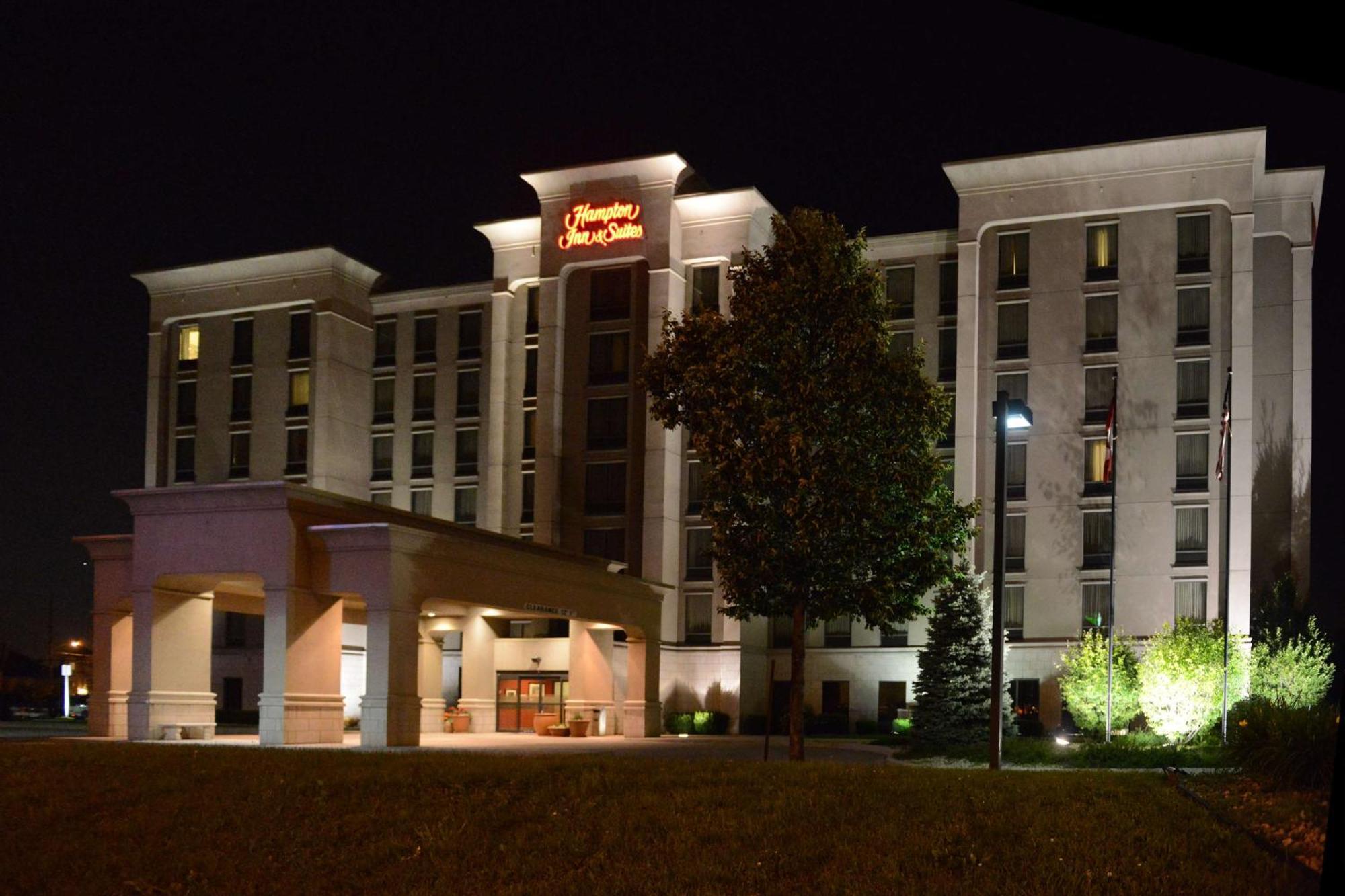Hampton Inn & Suites By Hilton Windsor Exterior foto